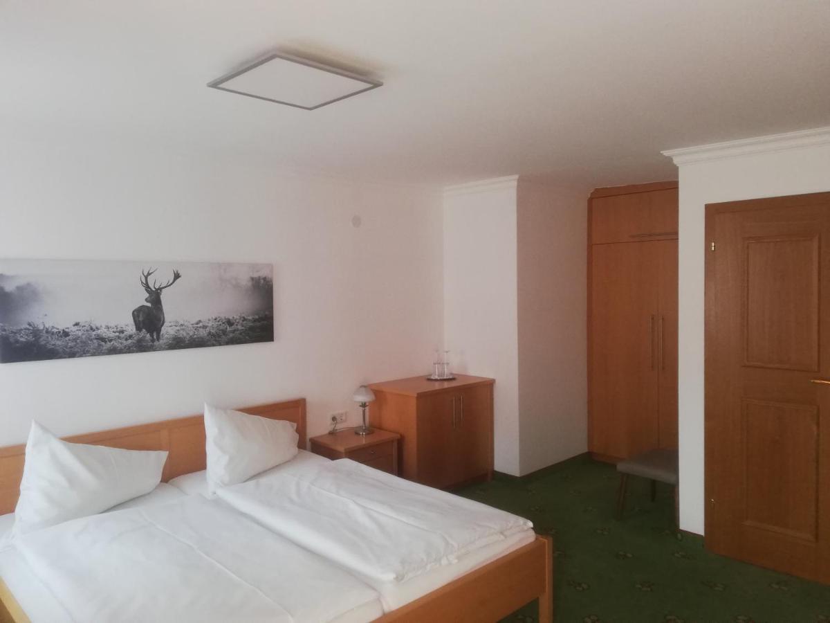 Haslgut Hotel Fuschl am See Bagian luar foto